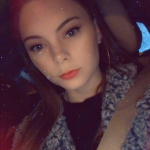 Meet your Posher, Karlee